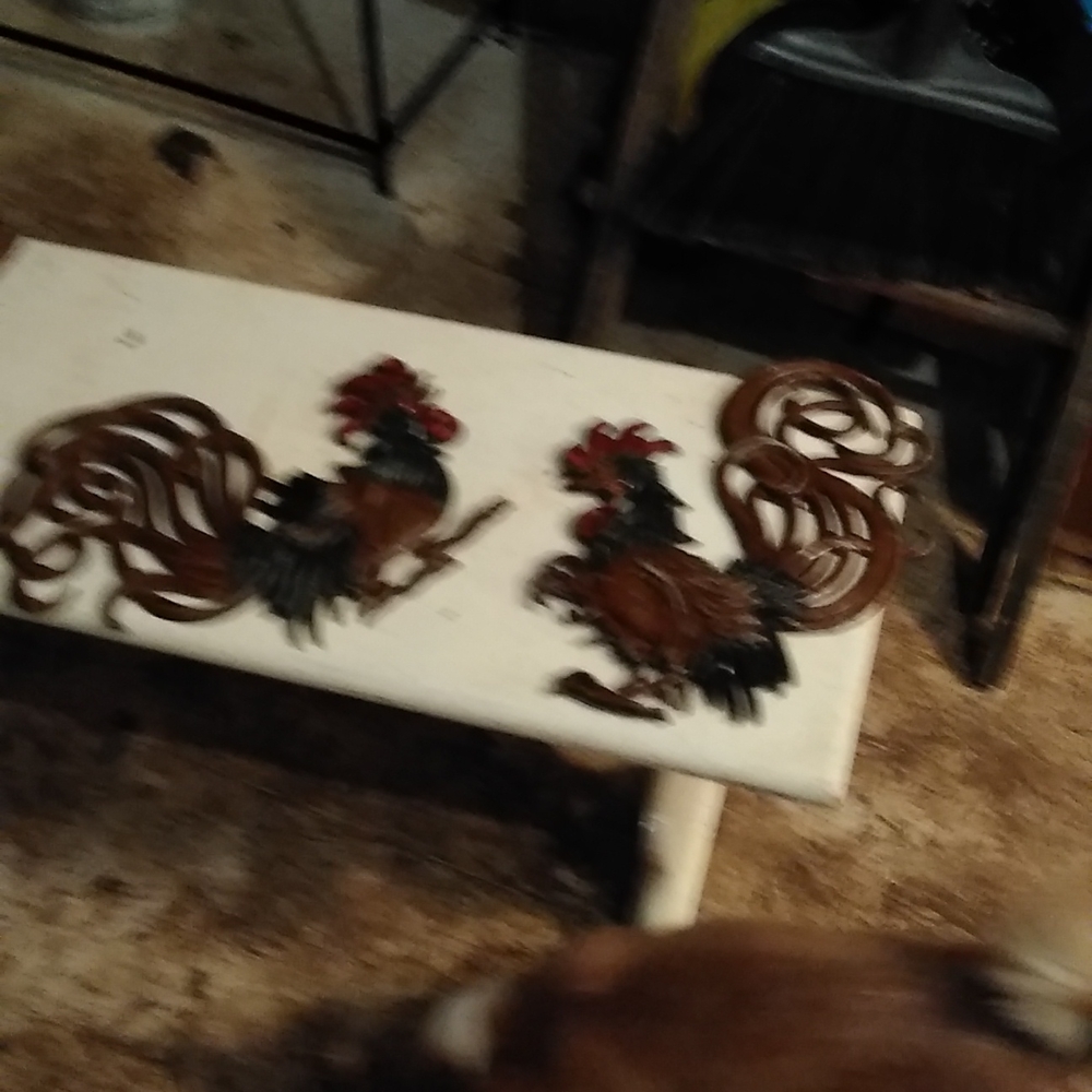 Set of Vermay metal roosters